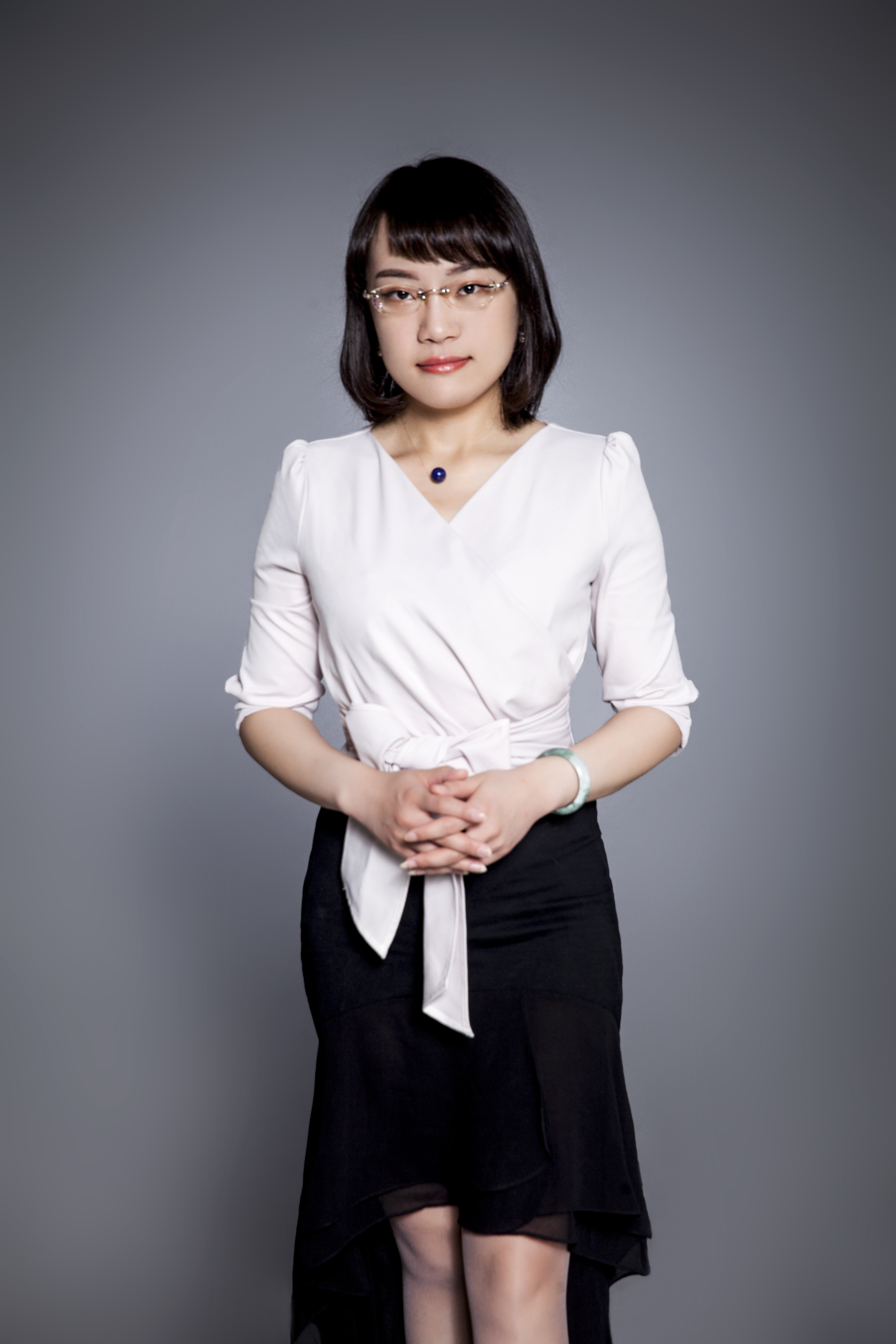 沈姗姗律师肖像 / Shanshan Shen